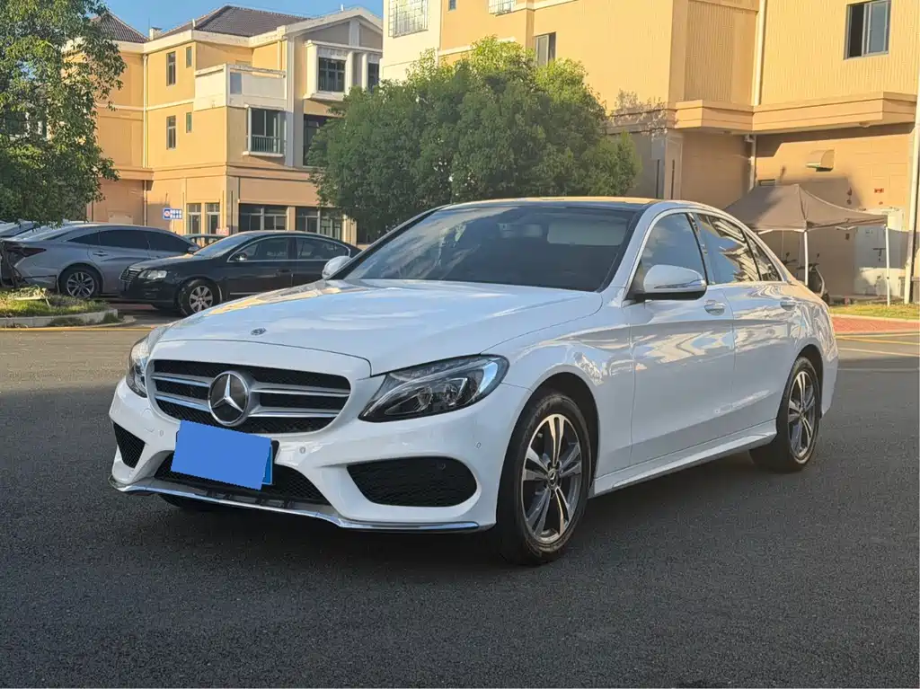 Mercedes-Benz C-Class 2018