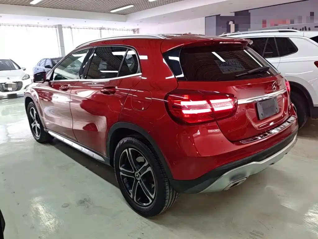 Mercedes-Benz GLA 2018 — фото 5