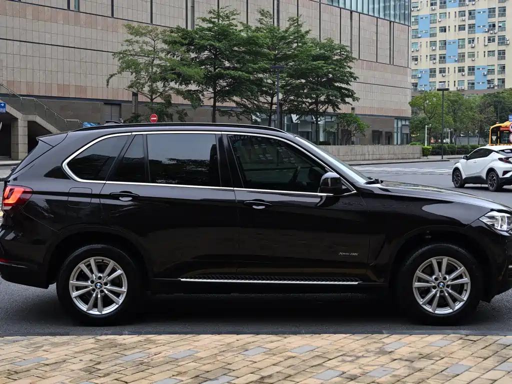 BMW X5 2016 — фото 6