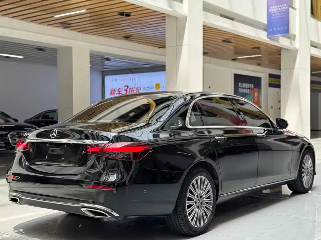 Mercedes-Benz E-Class 2023