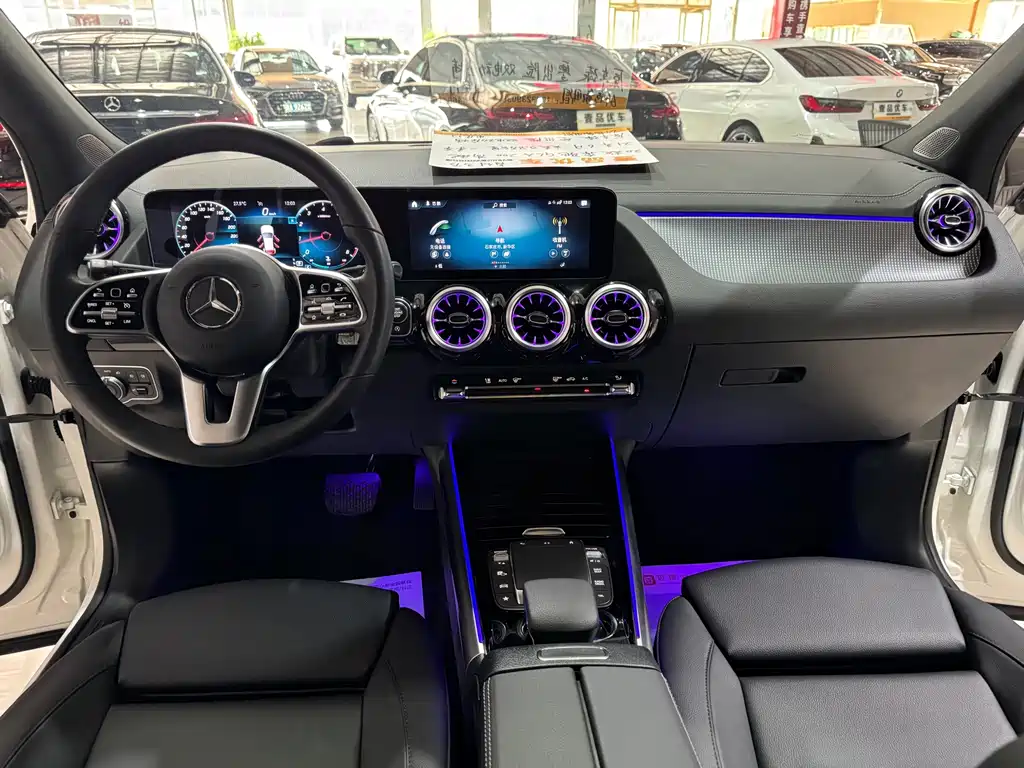 Mercedes-Benz GLA 2021 — фото 16
