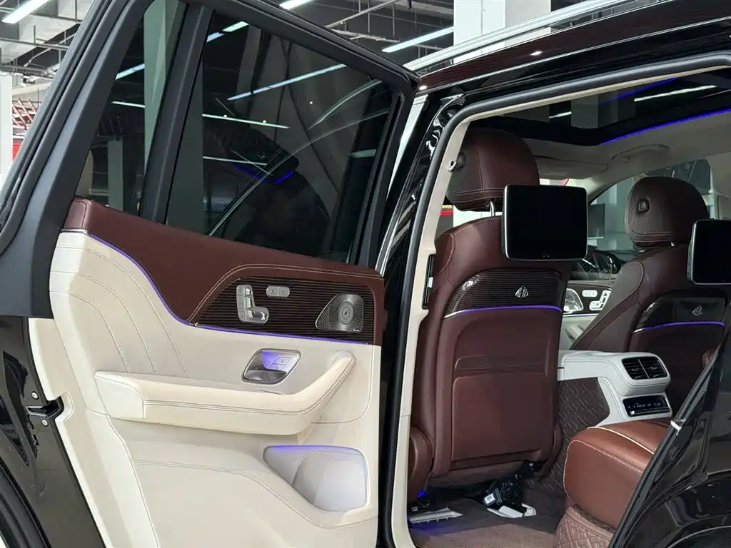 Mercedes-Benz GLS 2023 — фото 21