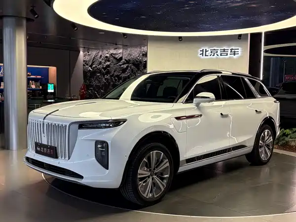 Hongqi E-HS9 2023