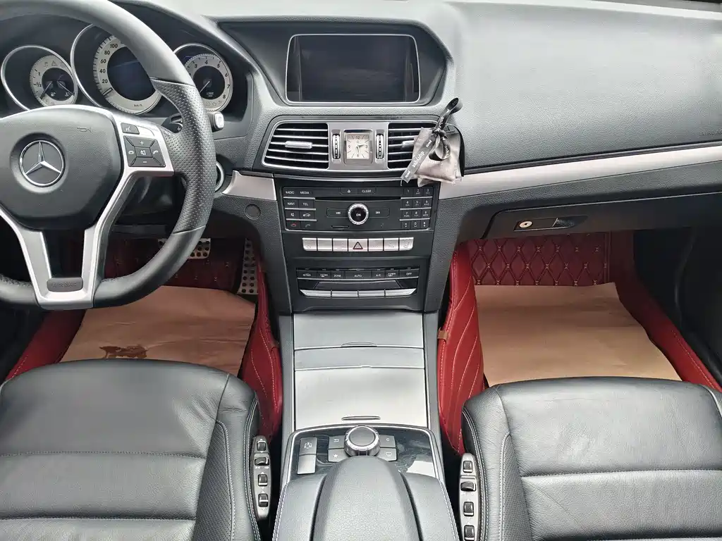 Mercedes-Benz E-Class 2016 — фото 14
