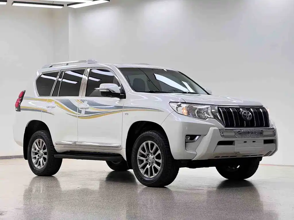 Toyota Prado 2020 — фото 3