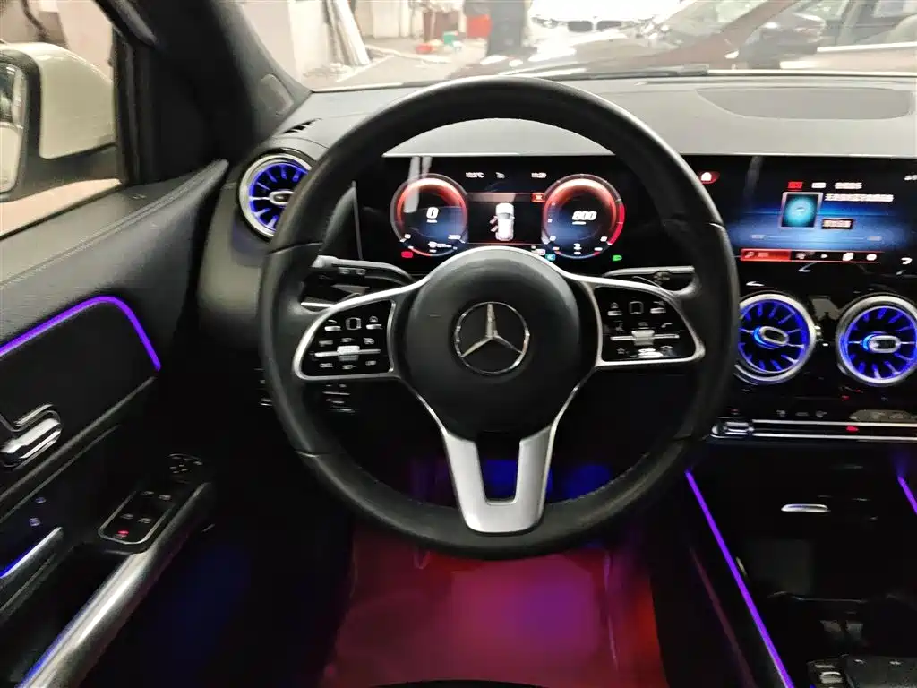 Mercedes-Benz GLA 2021 — фото 3