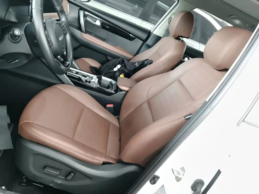 Kia Sportage 2023 — фото 15
