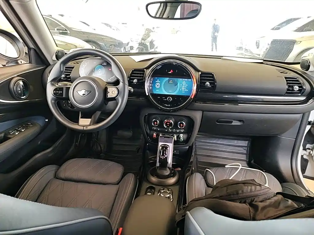 MINI Clubman 2022 — фото 10