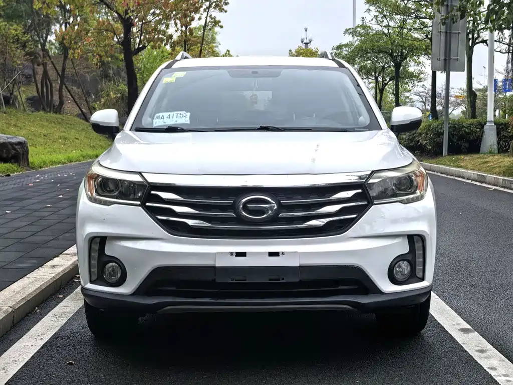 GAC Motor Trumpchi GS4 2015 — фото 2