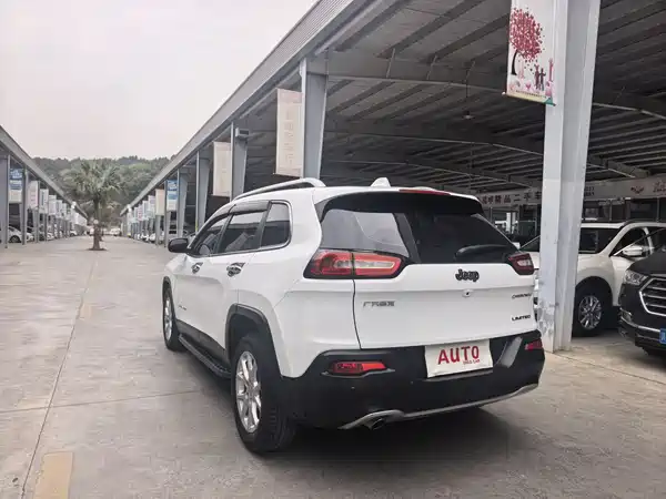 Jeep Cherokee 2017