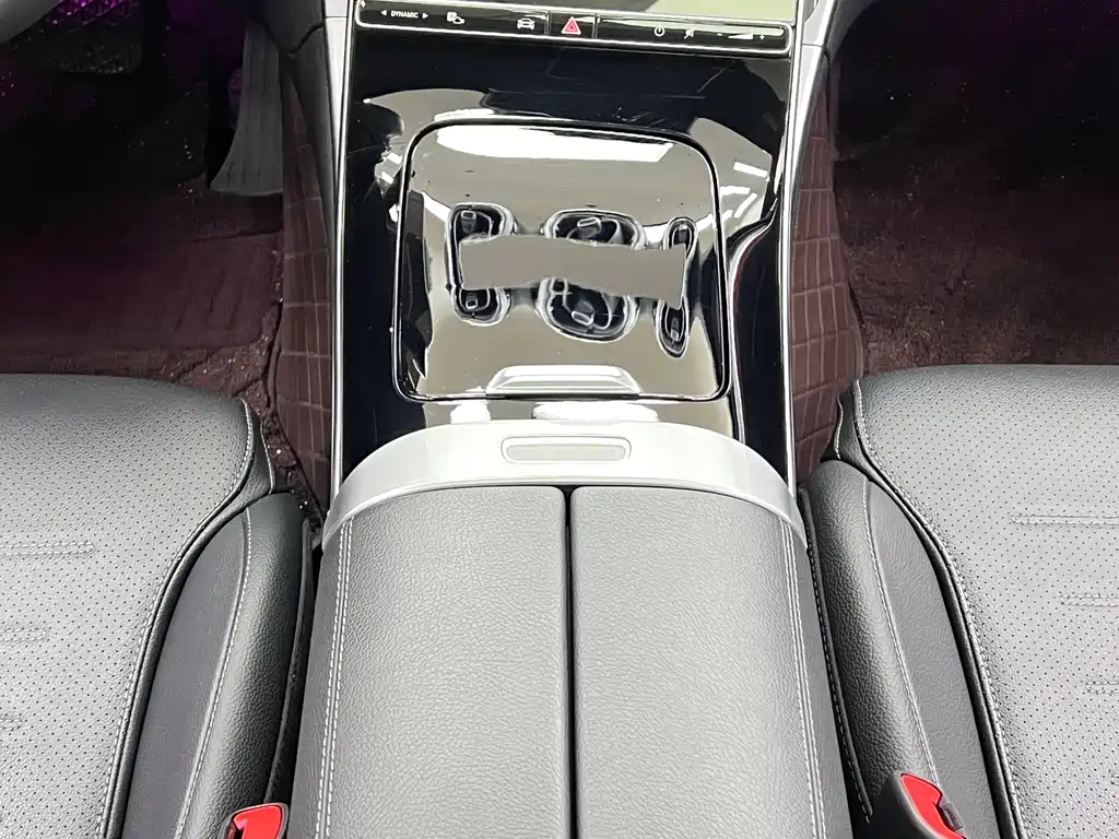 Mercedes-Benz C-Class 2022 — фото 24