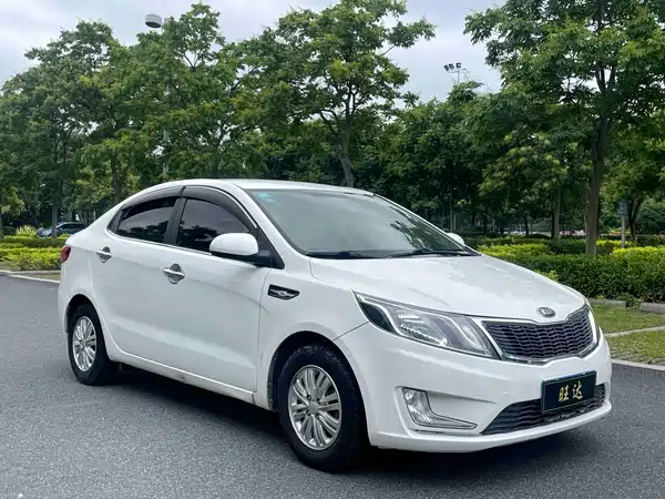 Kia K2 2014