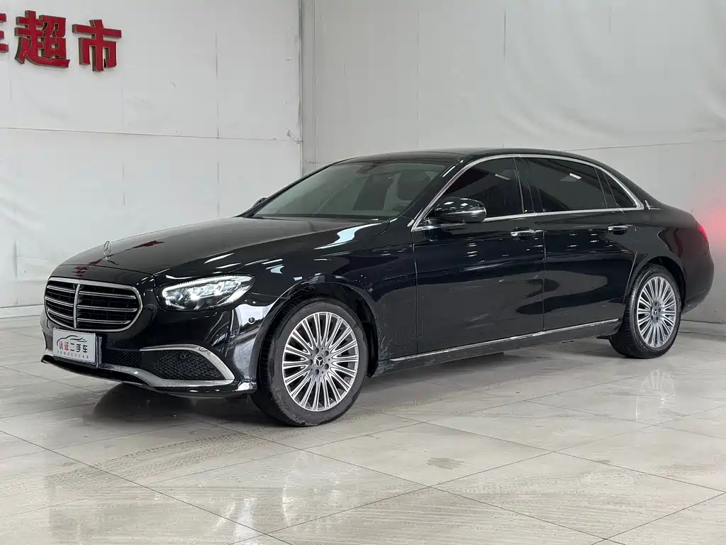 Mercedes-Benz E-Class 2022 — фото 1