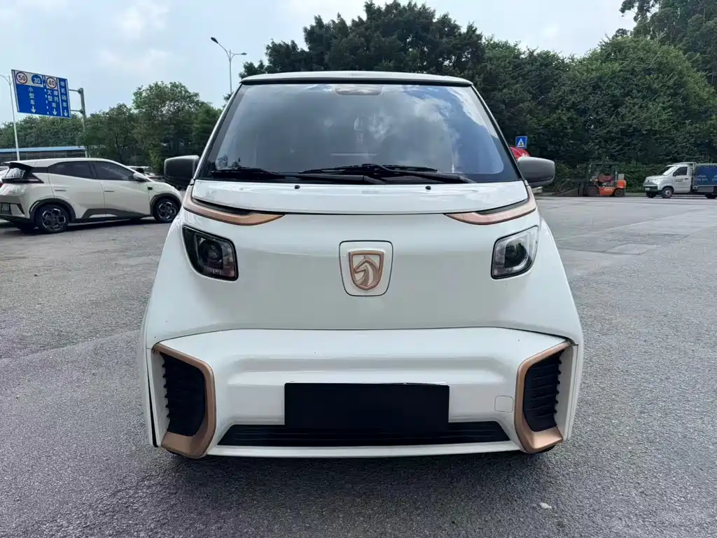 Baojun E200 2021