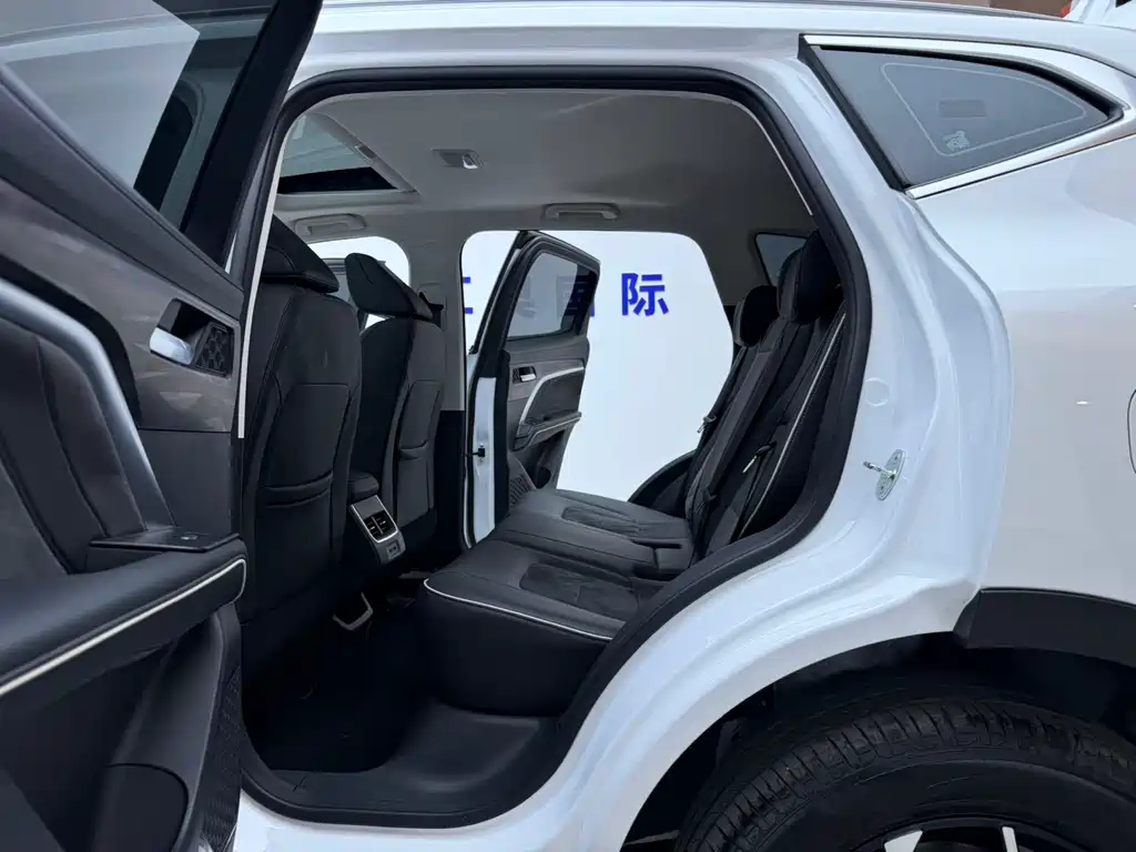 Haval H6 2023 — фото 13