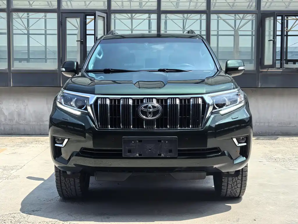 Toyota Prado 2019 — фото 2