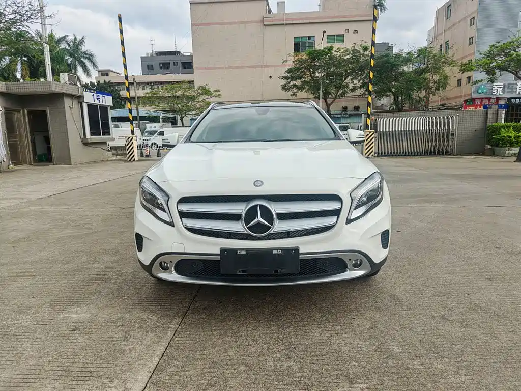 Mercedes-Benz GLA 2016 — фото 3