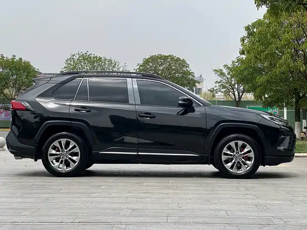 Toyota Wildlander 2022