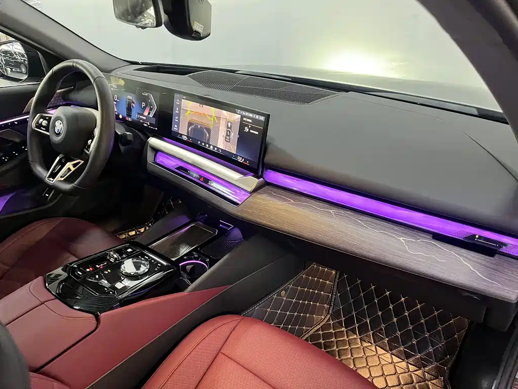 BMW 5 Series 2025