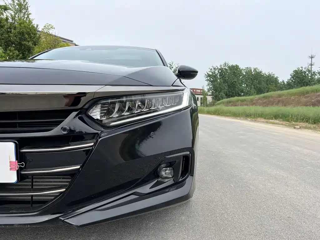 Honda Accord 2023 — фото 19