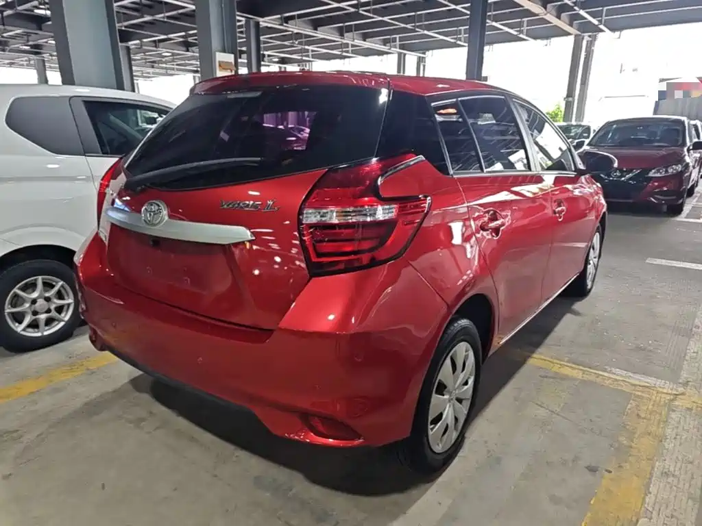 Toyota Yaris L 2016