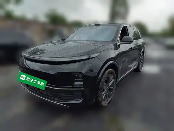 Li Auto L8 2025
