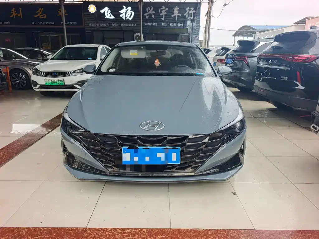 Hyundai Elantra 2021