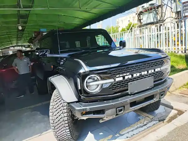 Ford Bronco 2025