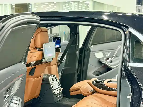 Mercedes-Benz Maybach S-Class 2020