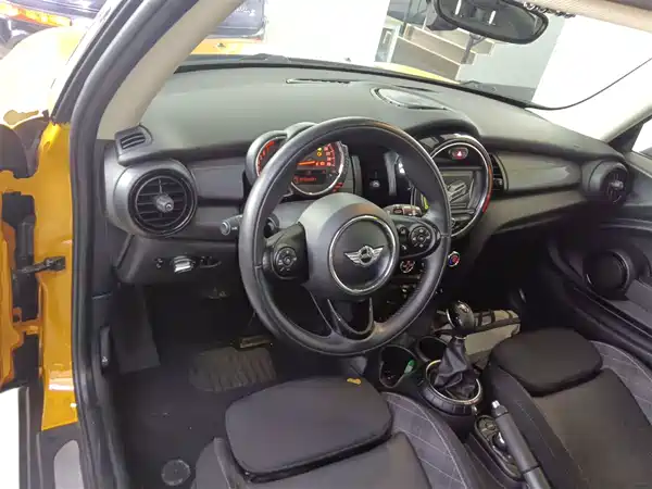 MINI 2016