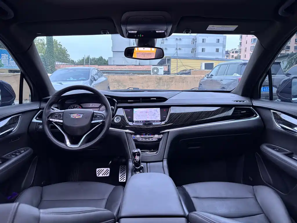 Cadillac XT6 2021 — фото 19
