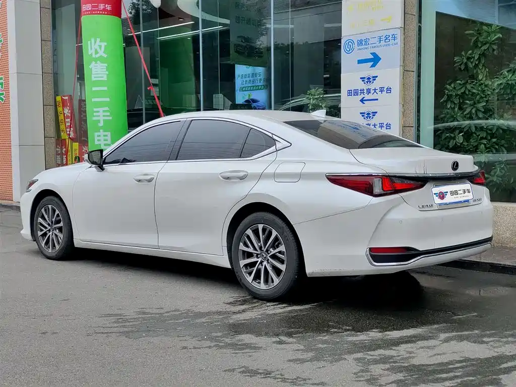 Lexus ES 2022 — фото 4