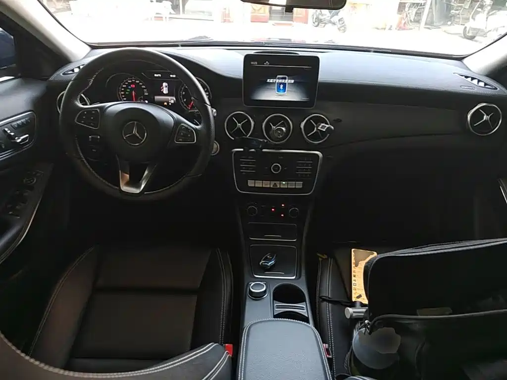 Mercedes-Benz GLA 2018 — фото 10