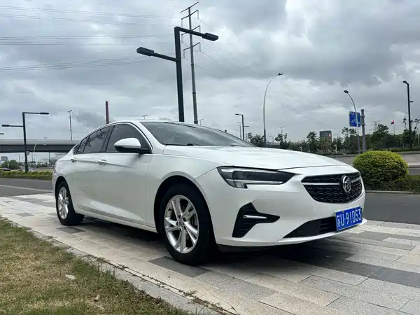 Buick Regal 2021