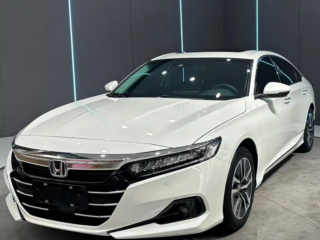 Honda Accord 2022 — фото 1