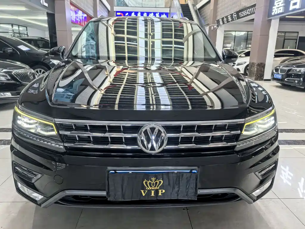 Volkswagen Tiguan L 2018 — фото 2