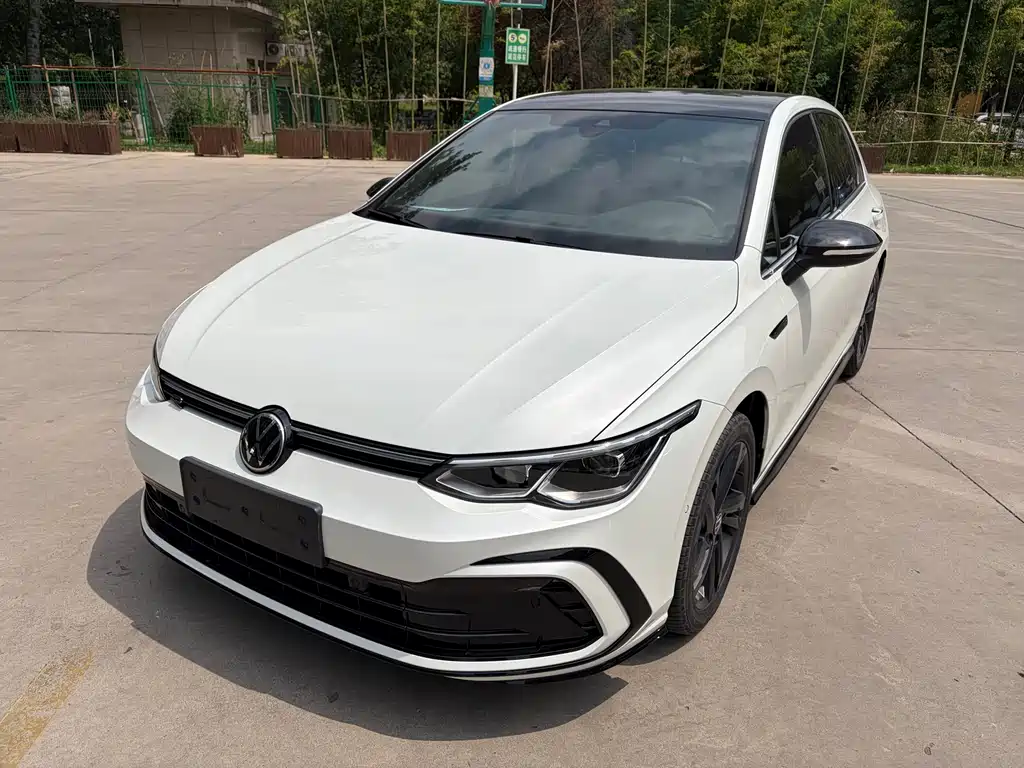 Volkswagen Golf 2022