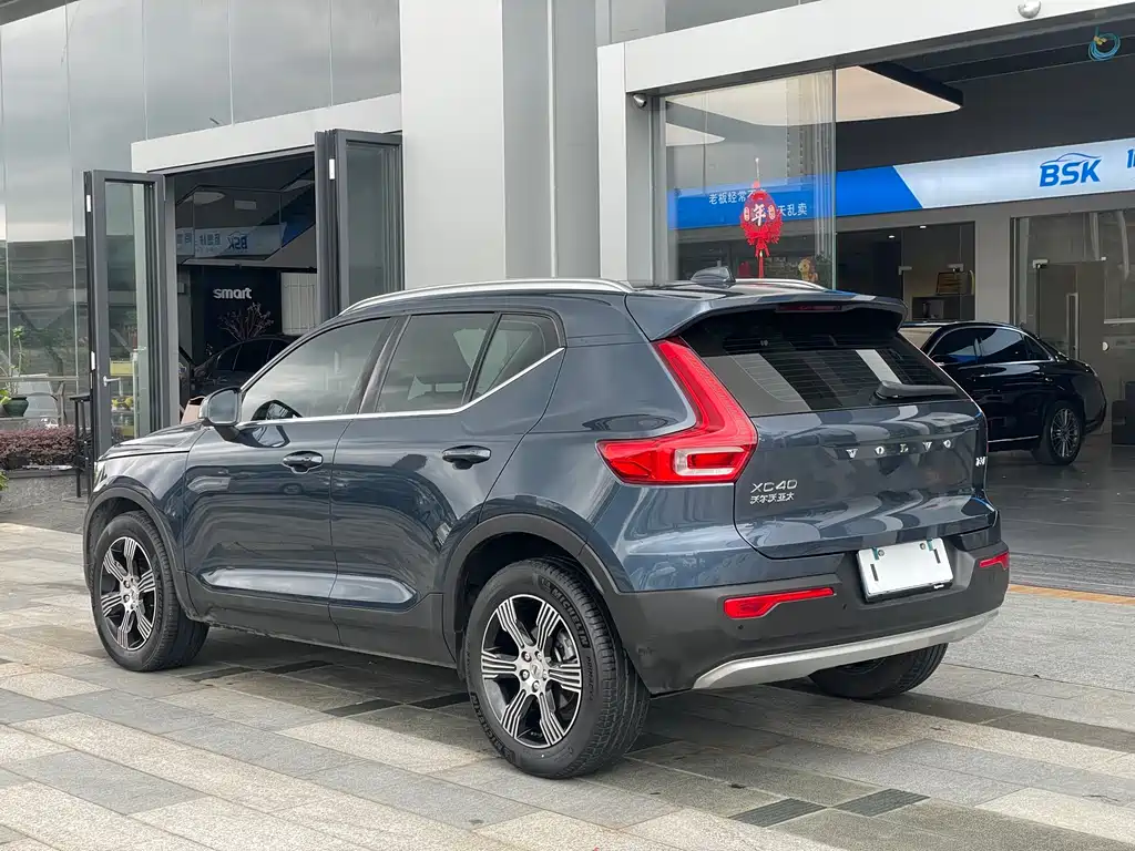 Volvo XC40 2019 — фото 20