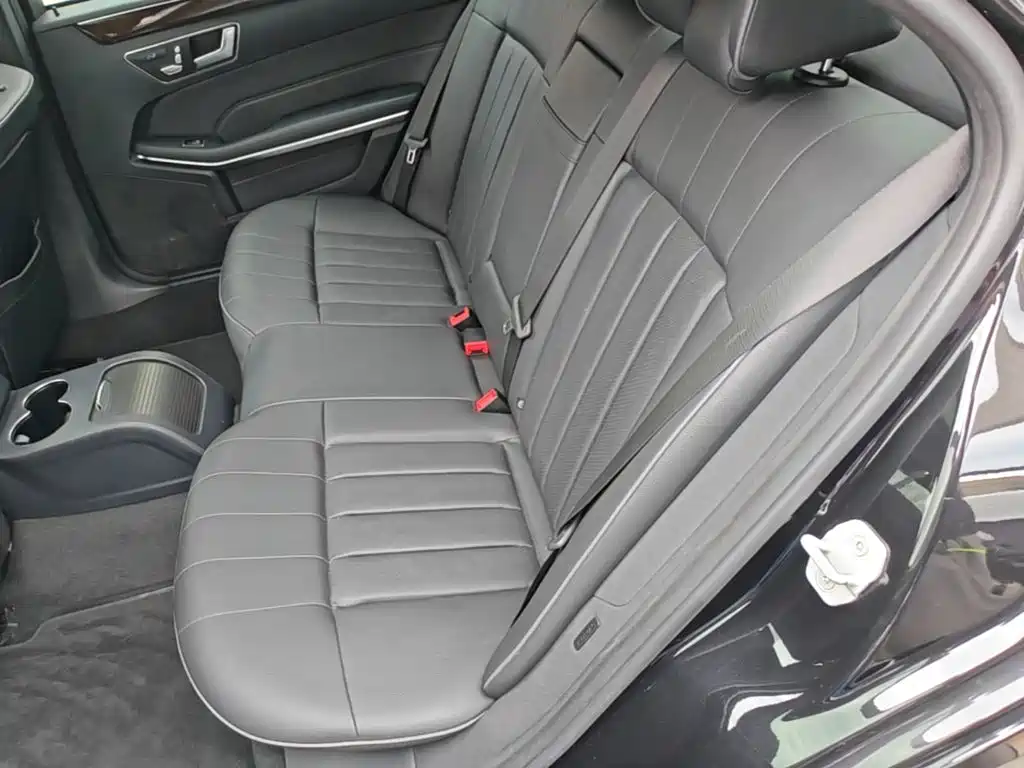 Mercedes-Benz E-Class 2015 — фото 17