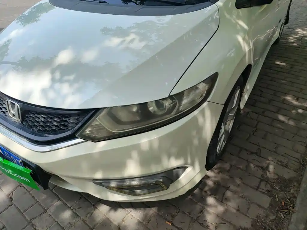 Honda Jade 2016 — фото 24