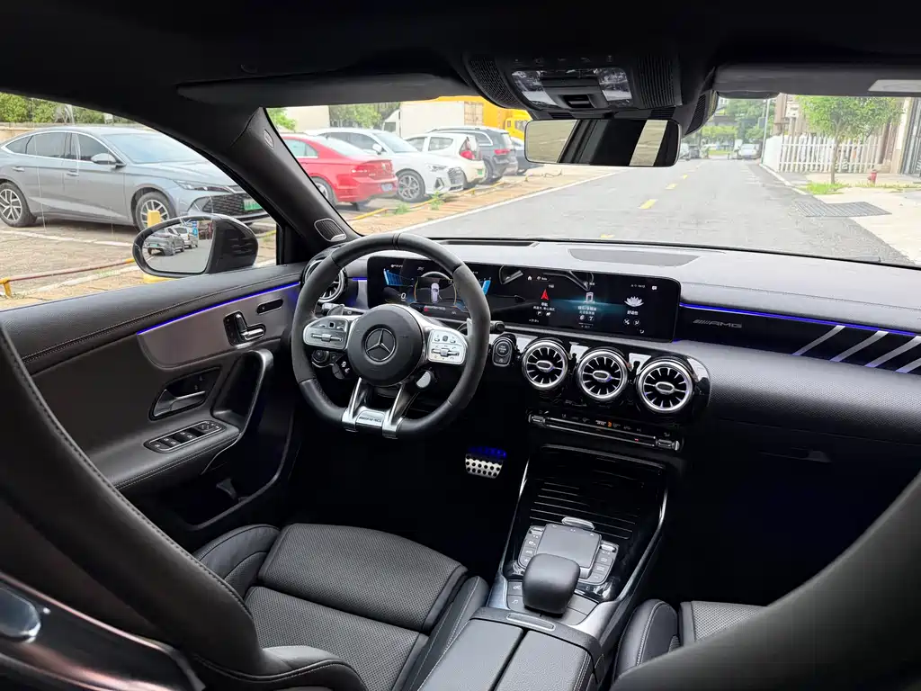 Mercedes-Benz A-Class AMG 2021 — фото 9