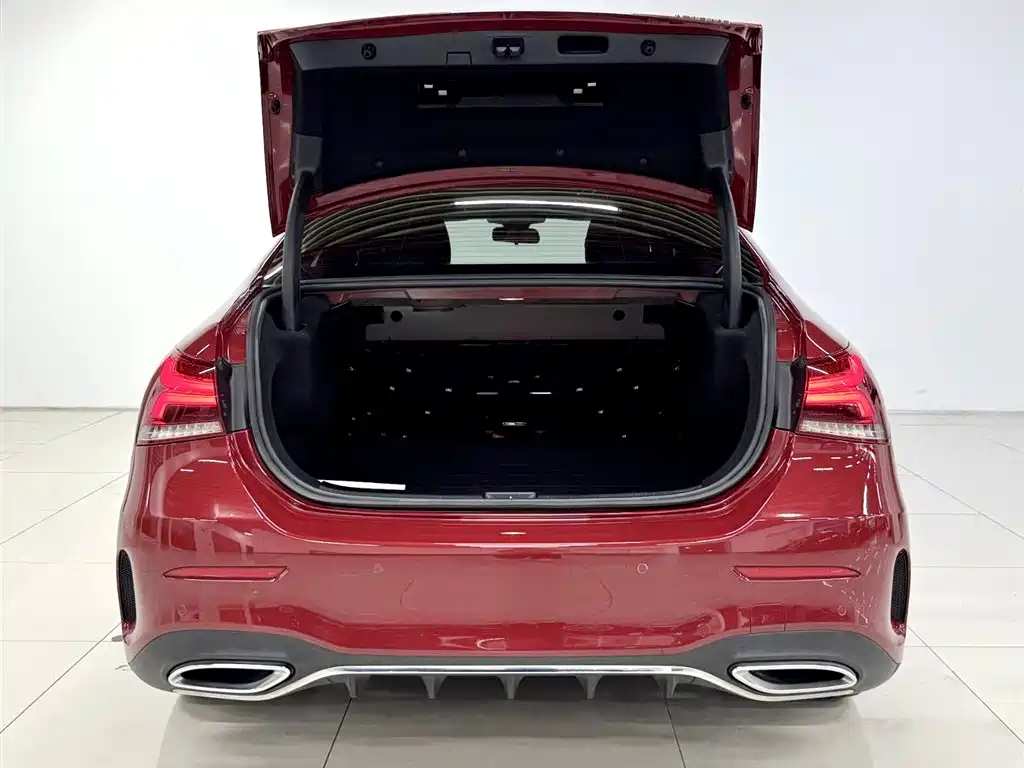 Mercedes-Benz A-Class 2021 — фото 5