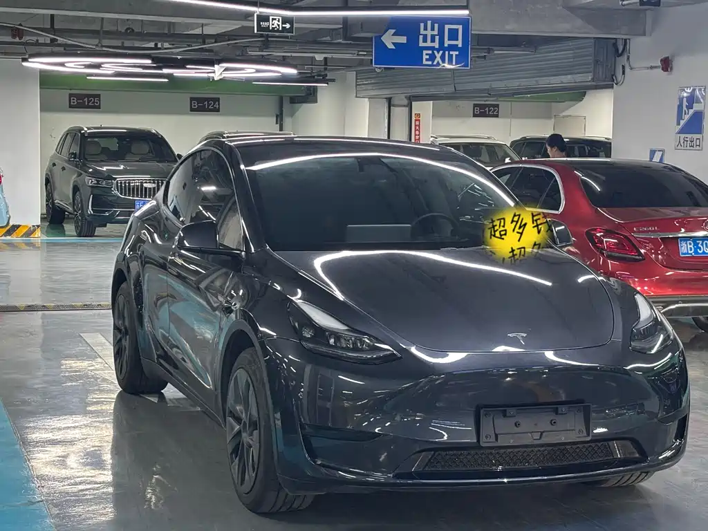 Tesla Model Y 2024 — фото 3