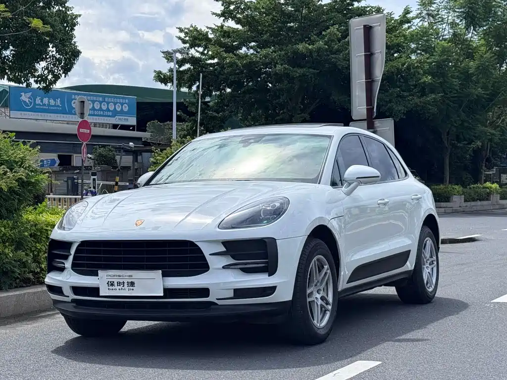 Porsche Macan 2021 — фото 1