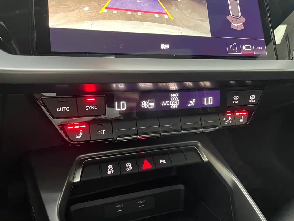 Audi A3 2022 — фото 16
