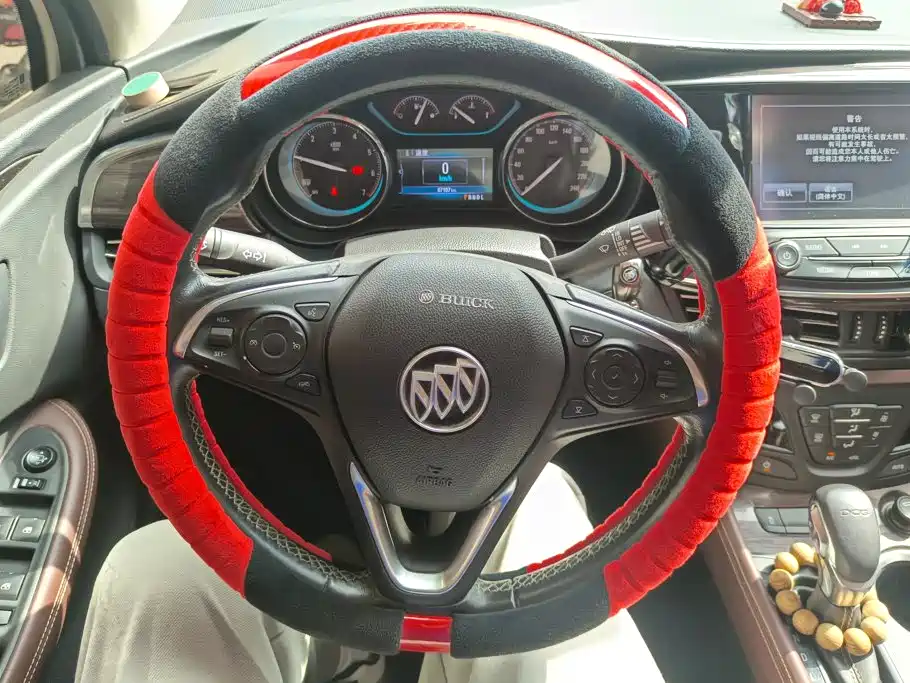 Buick Envision Plus 2017 — фото 15