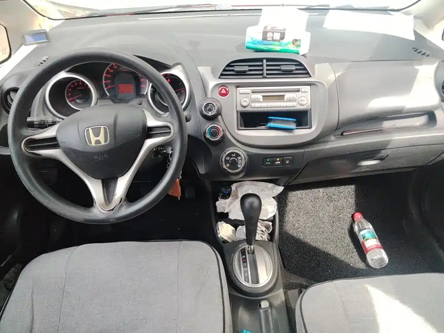 Honda Fit 2013 — фото 12