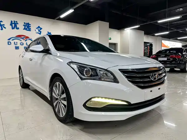 Hyundai Mistra 2014