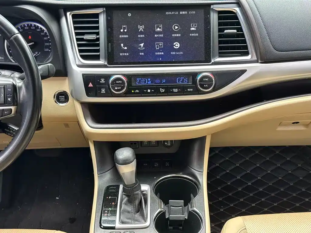 Toyota Highlander 2018 — фото 10