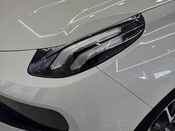 Lynk & Co 03 2019